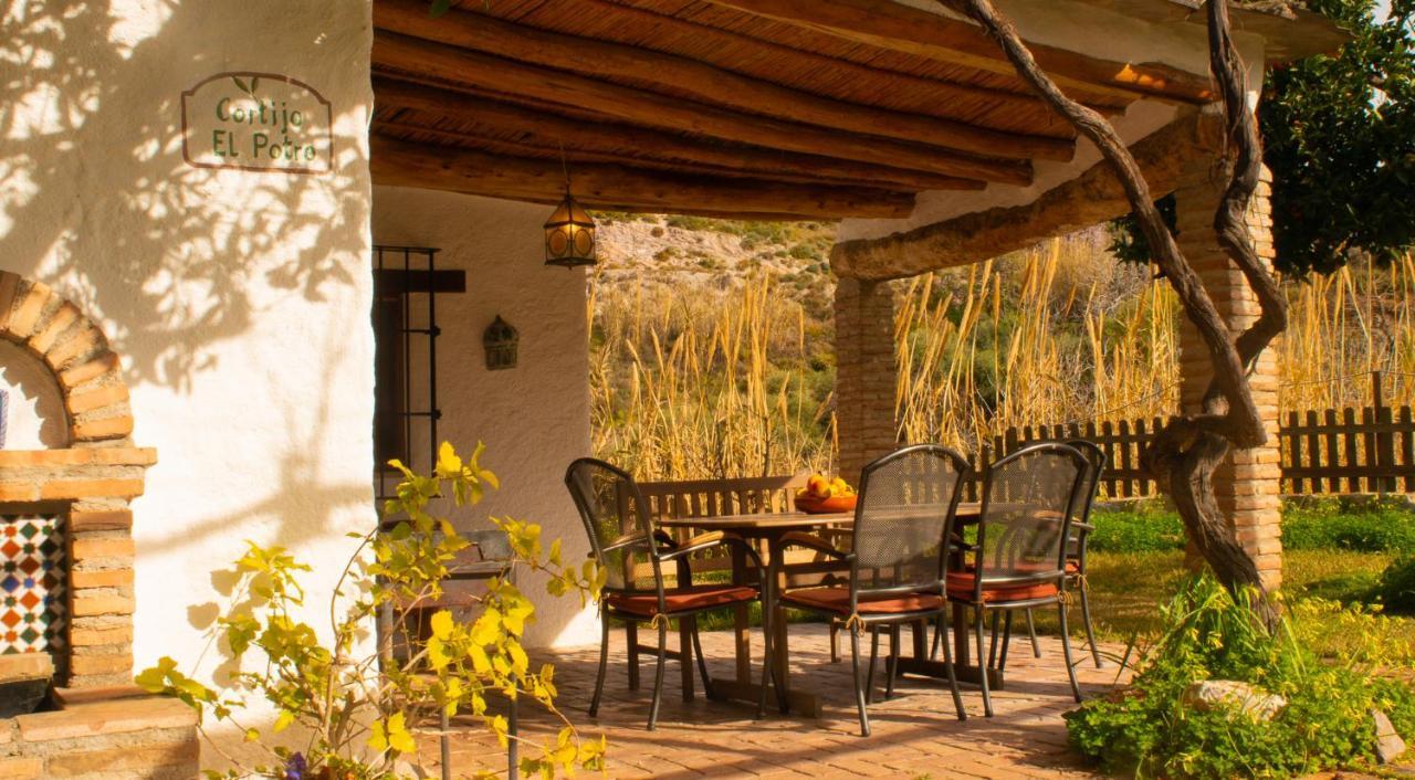 Casa Rural Cortijo El Potro 奥尔希瓦 外观 照片